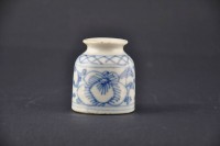 Vasetto 'porta china' in porcellana ‘Bianco – Blu’ di antica manifattura