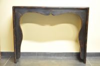 Consolle stretta laccata
