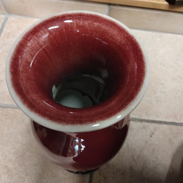 Vaso in porcellana "Sangue di Bue" con la base in legno - immagine 3