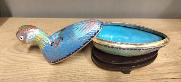 Scatola a forma di papera in cloisonné epoca metà ‘900 - immagine 3