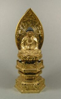 Buddha in legno dorato oro zecchino, Giappone, epoca Showa