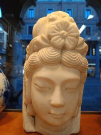 Testa Buddha Guan Yin in marmo asiatico