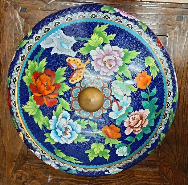 CL-16d Grande Centro Tavola Cachepot con Coperchio in Smalto Cloisonné – Cina, Epoca Metà '900 - immagine 5